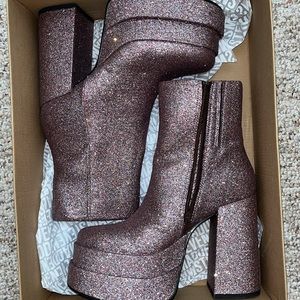 STEVE MADDEN platform pink sparkle cobra boot